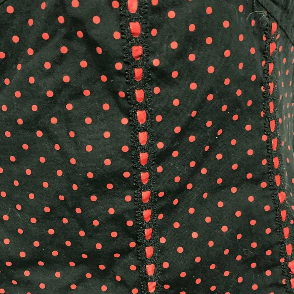 Elegant Black and Red Women's Blouse - Picture 4 of 10